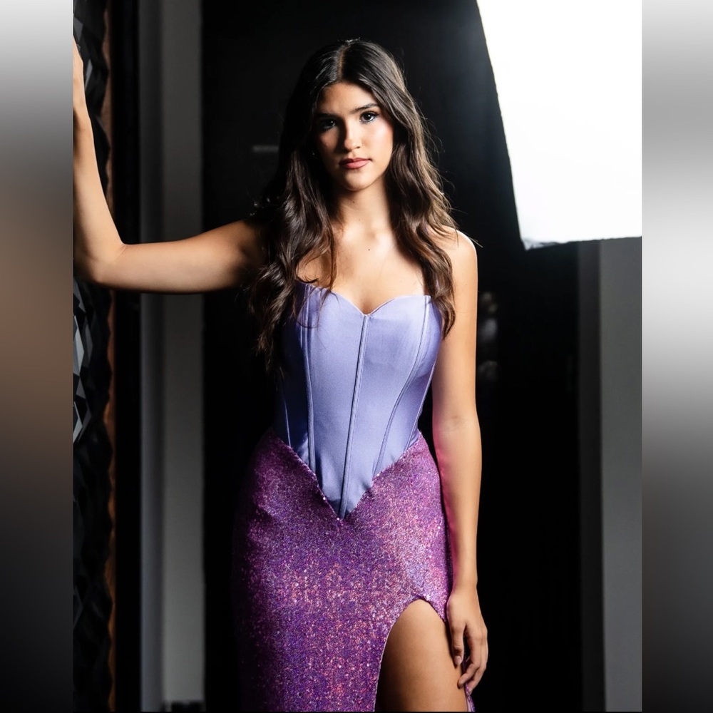 Prom Dress - Picture 2 of 4